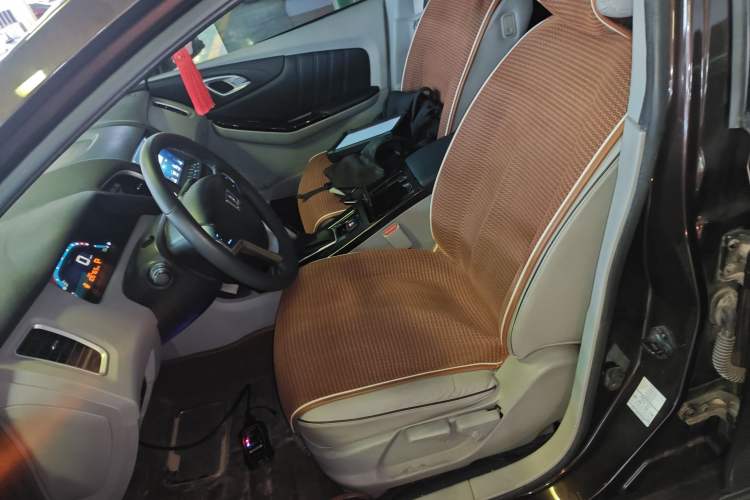 Used Luxgen 5 2015 1.8T Automatic ZhiZun Model Left Front Seat