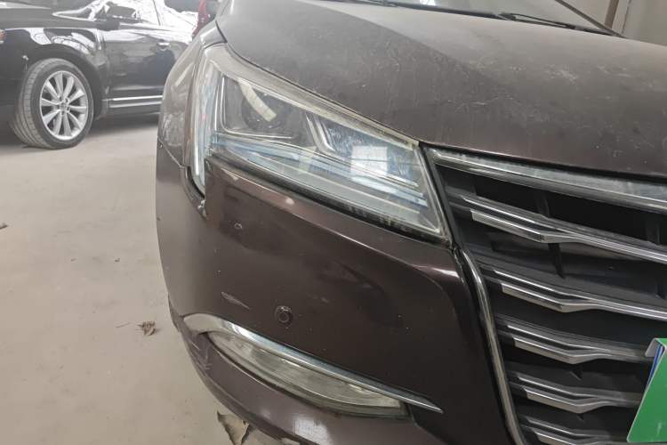 Used Luxgen 5 2015 1.8T Automatic ZhiZun Model Right Front Headlight
