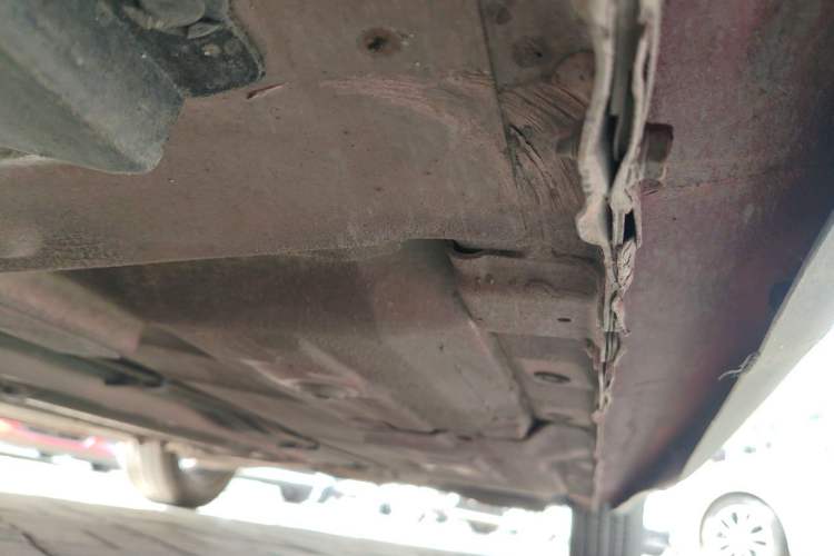 Used Luxgen 5 2015 1.8T Automatic ZhiZun Model Chassis Front Left