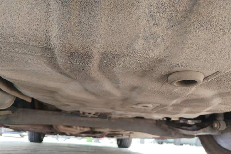 Used Luxgen 5 2015 1.8T Automatic ZhiZun Model Chassis Rear