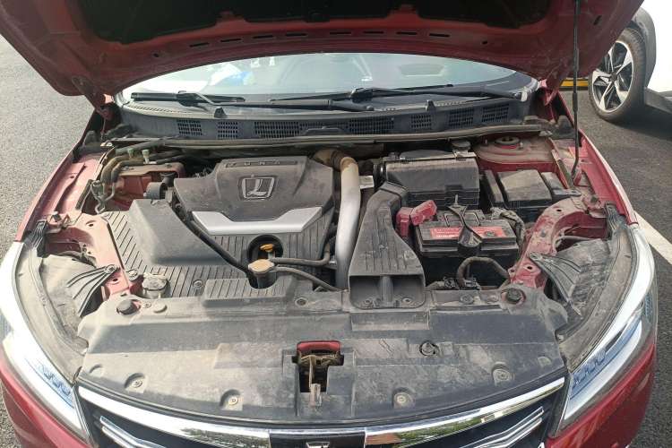 Used Luxgen 5 2015 1.8T Automatic ZhiZun Model Engine Bay