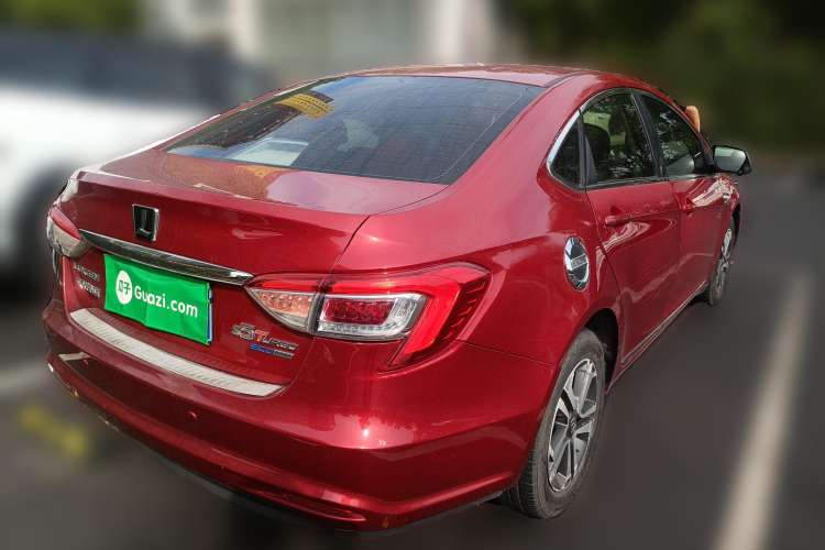 Used Luxgen 5 2015 1.8T Automatic ZhiZun Model Rear Right 45 Deg