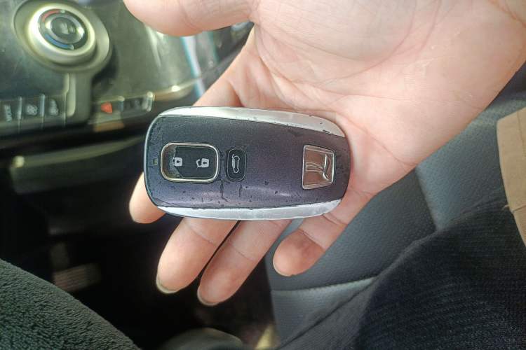 Used Luxgen 5 2015 1.8T Automatic ZhiZun Model Vehicle Key