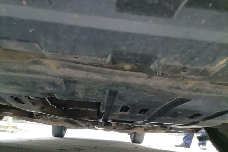 Used Luxgen 5 2015 1.8T Automatic ZhiZun Model Chassis Front