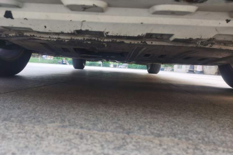 Used Luxgen 5 2015 1.8T Automatic ZhiZun Model Chassis Front