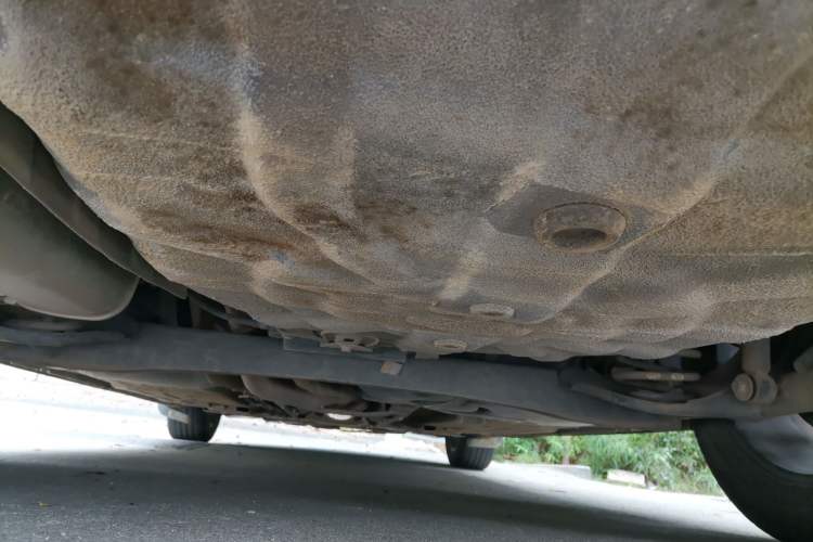 Used Luxgen 5 2015 1.8T Automatic ZhiZun Model Chassis Rear