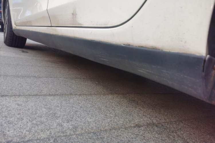 Used Luxgen 5 2015 1.8T Automatic ZhiZun Model Chassis Rear Left