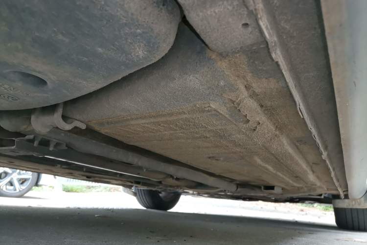 Used Luxgen 5 2015 1.8T Automatic ZhiZun Model Chassis Rear Right