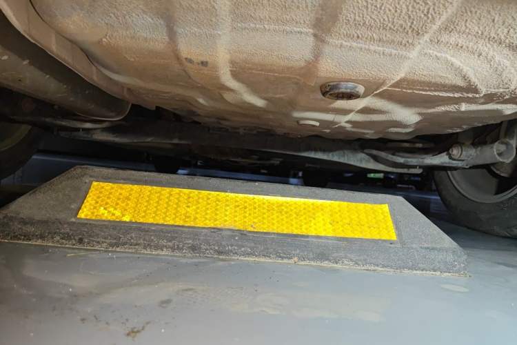 Used Luxgen 5 2015 1.8T Automatic ZhiZun Model Chassis Rear