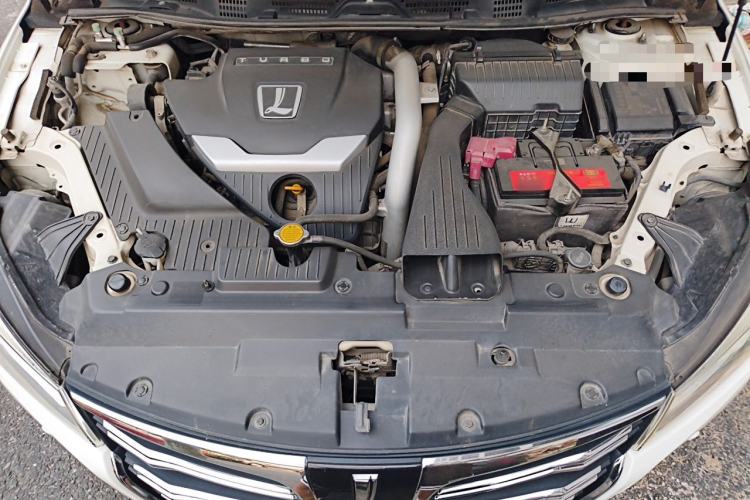 Used Luxgen 5 2015 1.8T Automatic ZhiZun Model Engine Bay