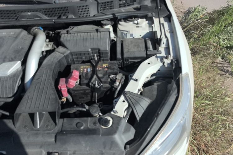 Used Luxgen 5 2015 1.8T Automatic ZhiZun Model Engine Bay Left