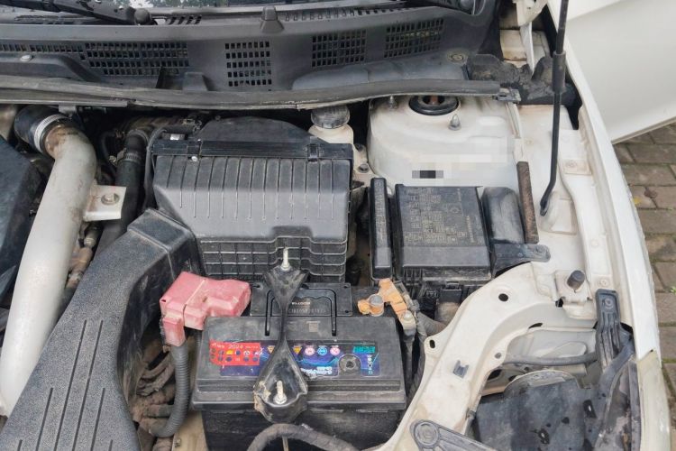 Used Luxgen 5 2015 1.8T Automatic ZhiZun Model Engine Bay Left