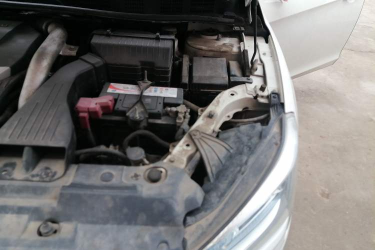 Used Luxgen 5 2015 1.8T Automatic Smart Model Engine Bay Left