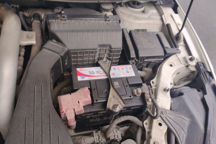 Used Luxgen 5 2015 1.8T Automatic Smart Model Engine Bay Left