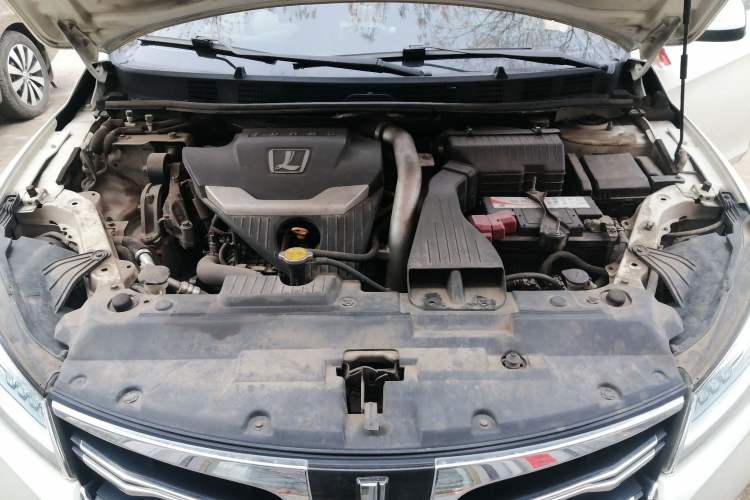 Used Luxgen 5 2015 1.8T Automatic Smart Model Engine Bay