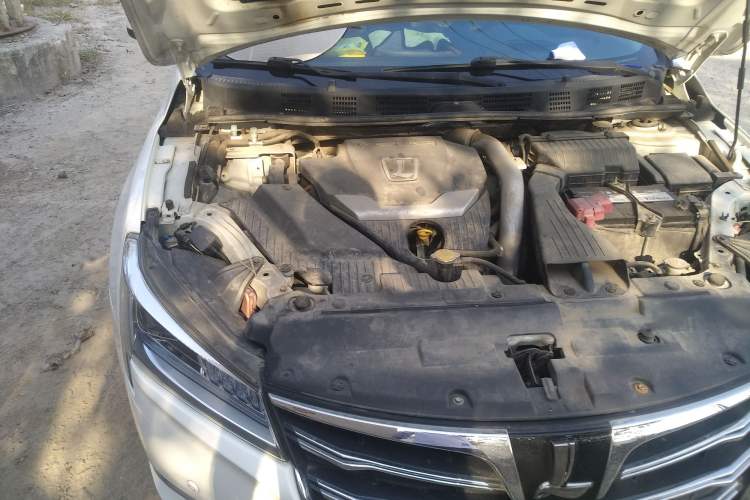 Used Luxgen 5 2015 1.8T Automatic ZhiZun Model Engine Bay Right
