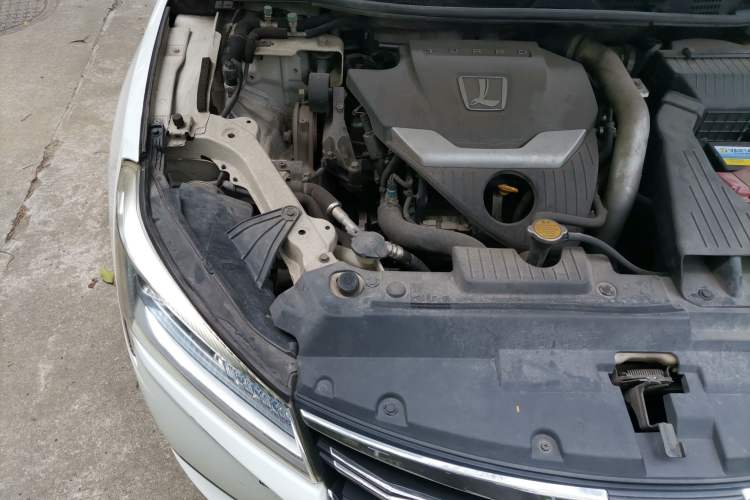Used Luxgen 5 2015 1.8T Automatic ZhiZun Model Engine Bay Right