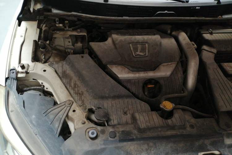 Used Luxgen 5 2015 1.8T Automatic Flagship Model Engine Bay Right