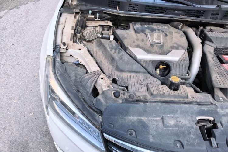 Used Luxgen 5 2015 1.8T Automatic ZhiZun Model Engine Bay Right