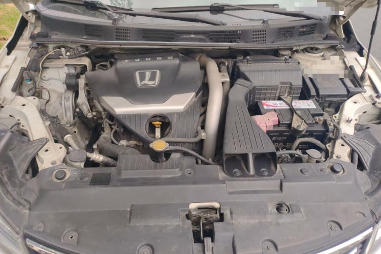 Used Luxgen 5 2015 1.8T Automatic Smart Model Engine Bay