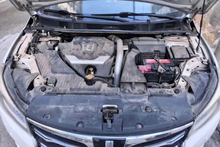 Used Luxgen 5 2015 1.8T Automatic ZhiZun Model Engine Bay