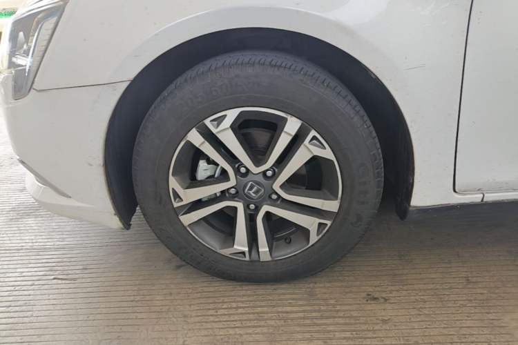 Used Luxgen 5 2015 1.8T Automatic Smart Model Exterior 4