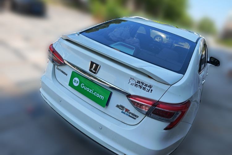 Used Luxgen 5 2015 1.8T Automatic ZhiZun Model Exterior 5
