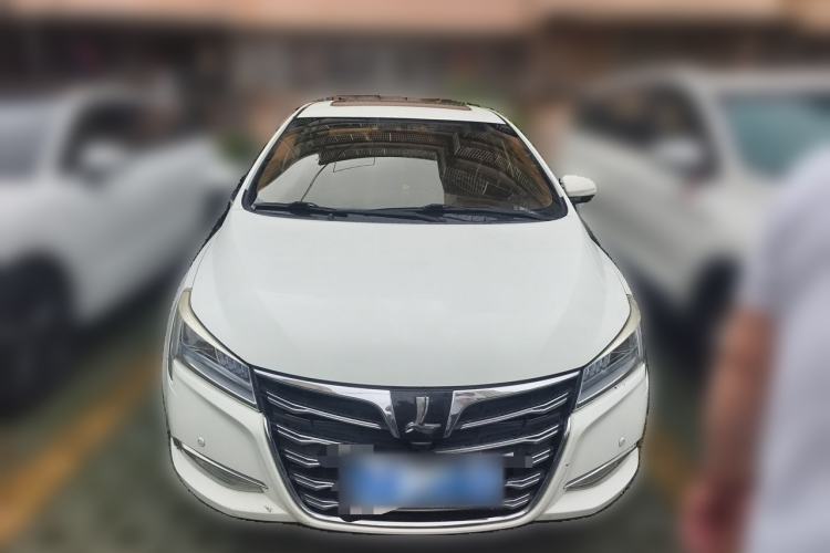 Used Luxgen 5 2015 1.8T Automatic ZhiZun Model Front