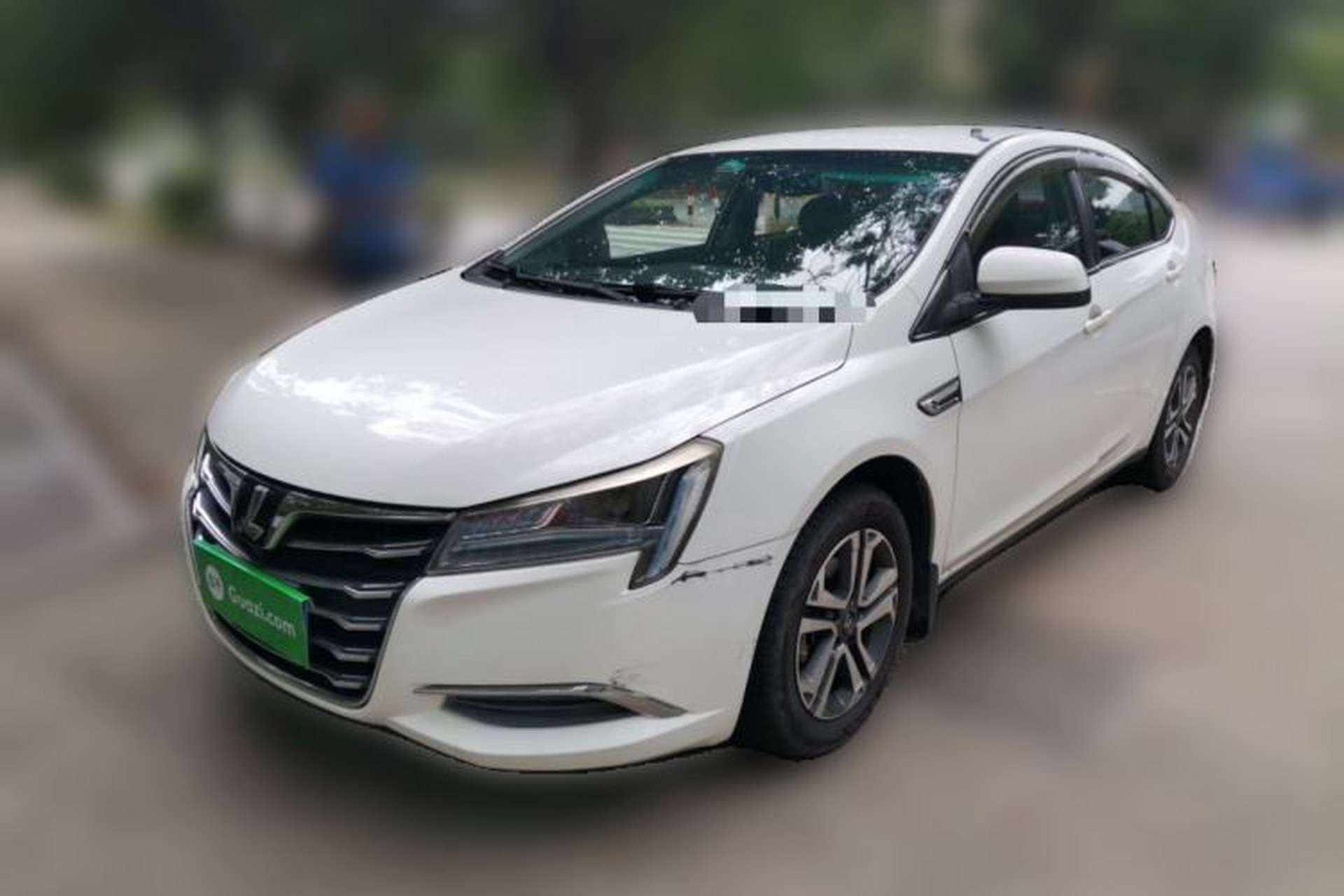 Used Luxgen 5 2015 1.8T Automatic ZhiZun Model Front Left 45 Deg