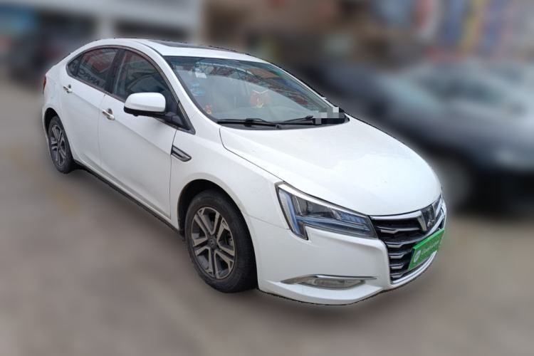 Used Luxgen 5 2015 1.8T Automatic ZhiZun Model Front Right 45 Deg