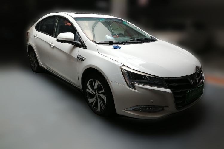 Used Luxgen 5 2015 1.8T Automatic Flagship Model Front Right 45 Deg