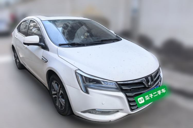 Used Luxgen 5 2015 1.8T Automatic ZhiZun Model Front Right 45 Deg