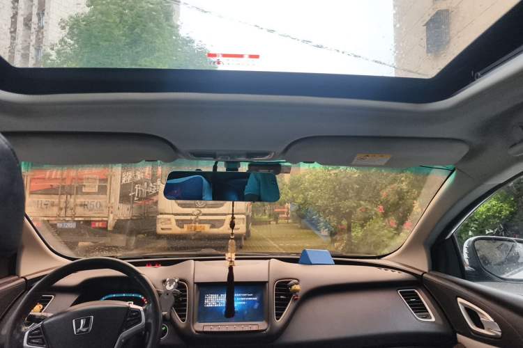 Used Luxgen 5 2015 1.8T Automatic ZhiZun Model Headliner