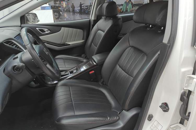 Used Luxgen 5 2015 1.8T Automatic Flagship Model Left Front Seat