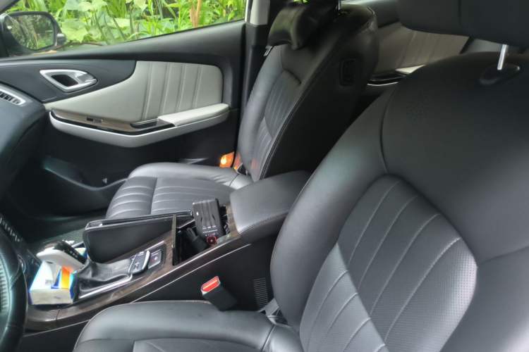 Used Luxgen 5 2015 1.8T Automatic Flagship Model Left Front Seat
