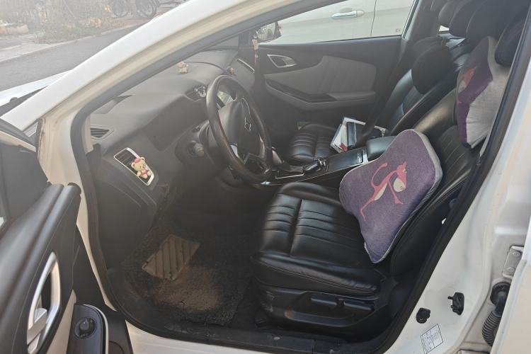 Used Luxgen 5 2015 1.8T Automatic ZhiZun Model Left Front Seat