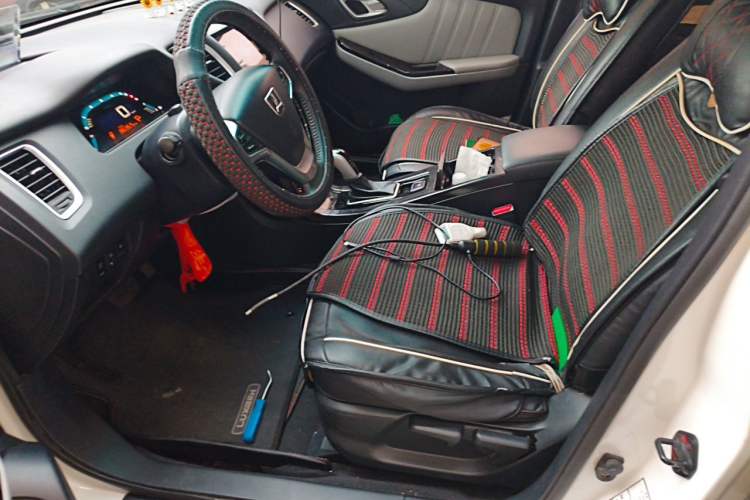 Used Luxgen 5 2015 1.8T Automatic ZhiZun Model Left Front Seat