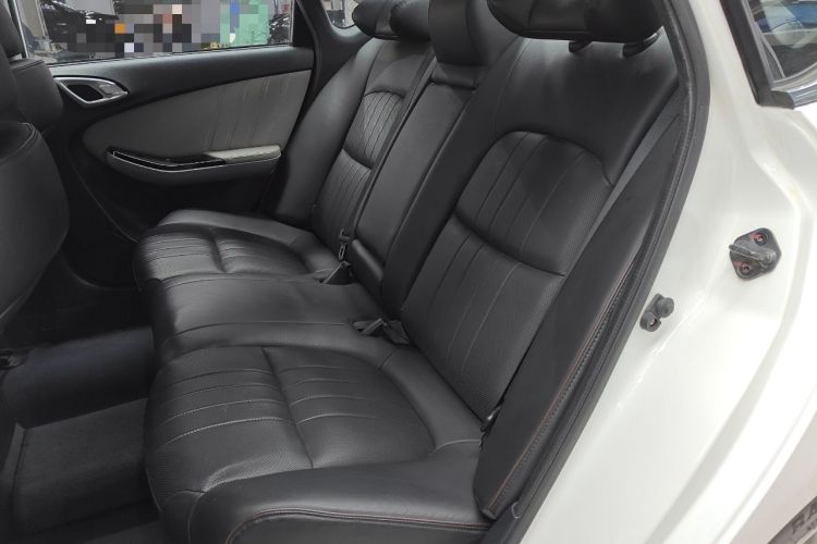 Used Luxgen 5 2015 1.8T Automatic Flagship Model Left Rear Seat