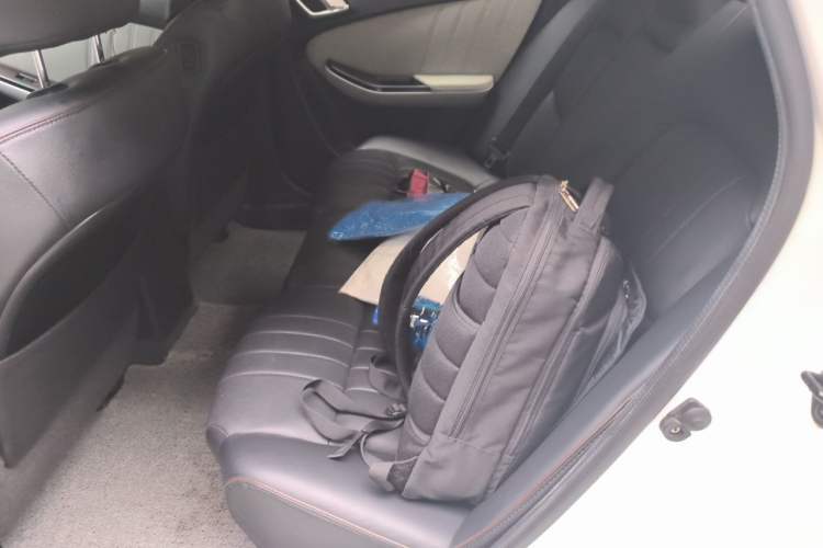 Used Luxgen 5 2015 1.8T Automatic Flagship Model Left Rear Seat