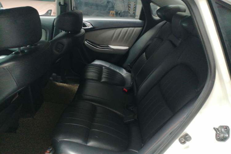 Used Luxgen 5 2015 1.8T Automatic Flagship Model Left Rear Seat