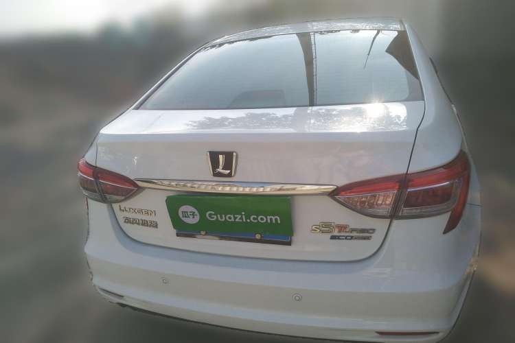 Used Luxgen 5 2015 1.8T Automatic ZhiZun Model Rear