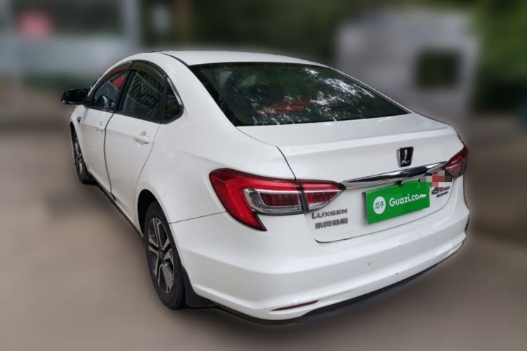 Used Luxgen 5 2015 1.8T Automatic ZhiZun Model Rear Left 45 Deg