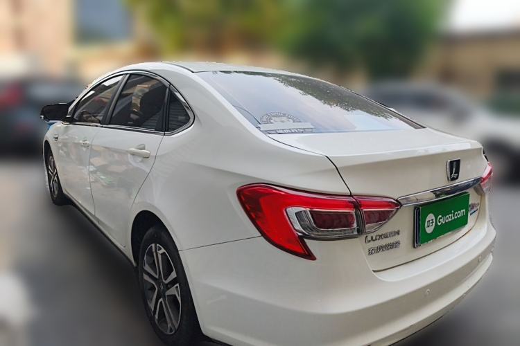 Used Luxgen 5 2015 1.8T Automatic ZhiZun Model Rear Left 45 Deg
