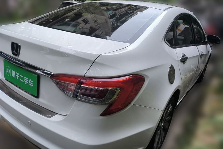 Used Luxgen 5 2015 1.8T Automatic Flagship Model Rear Right 45 Deg