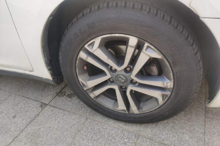 Used Luxgen 5 2015 1.8T Automatic ZhiZun Model Right Front Wheel Hub