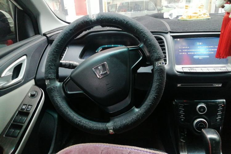 Used Luxgen 5 2015 1.8T Automatic Smart Model Steering Wheel