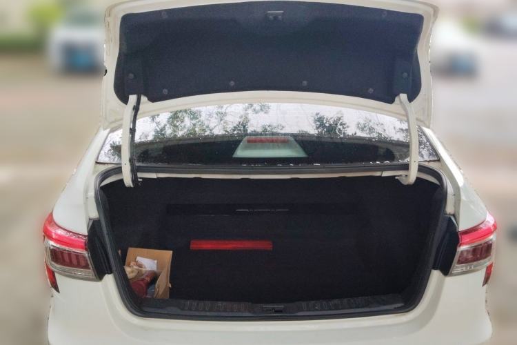Used Luxgen 5 2015 1.8T Automatic ZhiZun Model Trunk