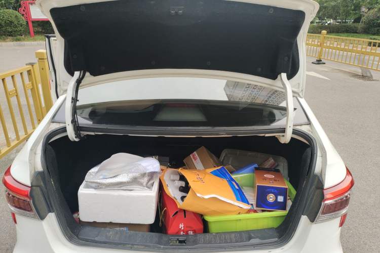 Used Luxgen 5 2015 1.8T Automatic Smart Model Trunk