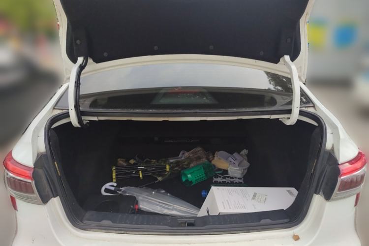 Used Luxgen 5 2015 1.8T Automatic ZhiZun Model Trunk