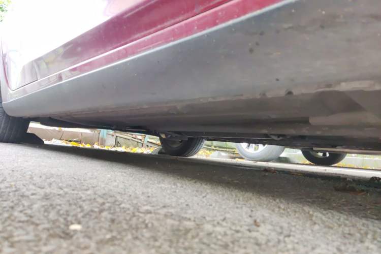 Used Luxgen 5 2016 1.8T Automatic ZhiZun Model Chassis Front Right